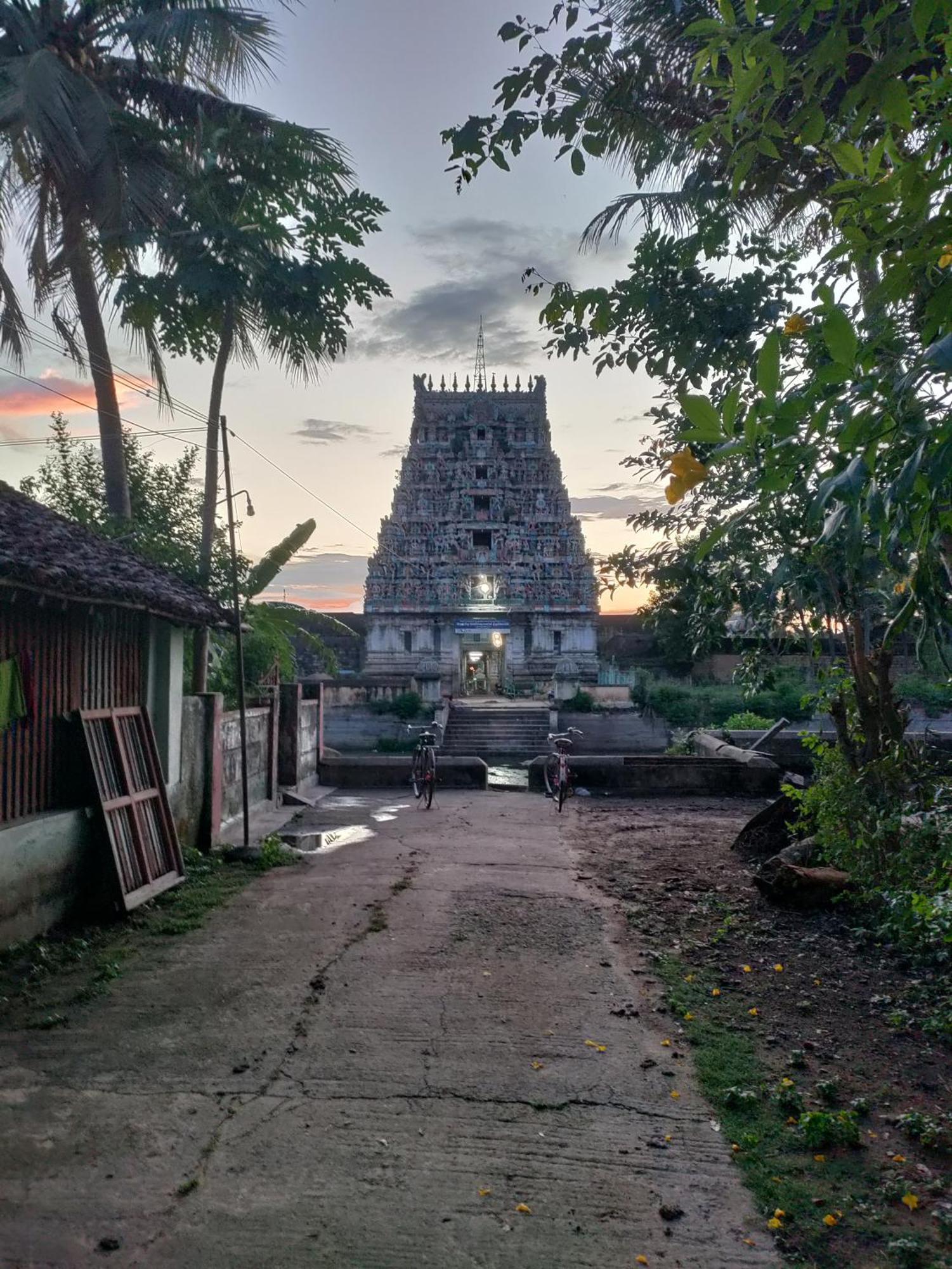Mangala Heritage By Luxunlock Private Villas Tirukkannapuram Eksteriør bilde